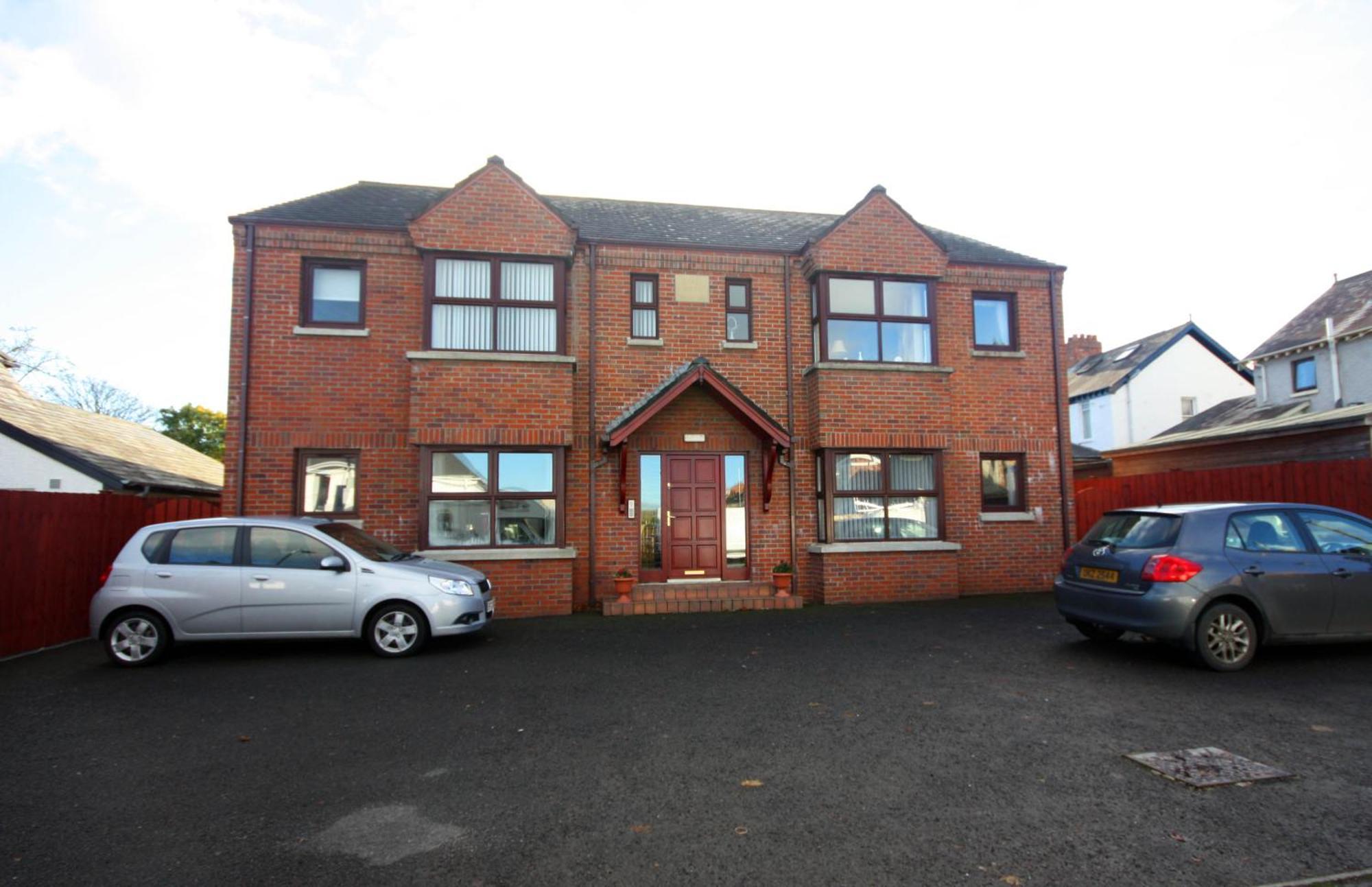 Modern Belfast Apartment Exterior photo